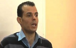 تجديد حبس منسق 6 إبريل في مصر بعد عامين في سجون السلطة