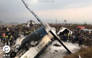 نجاة بعض الركاب.. سقوط طائرة بنغالية في نيبال