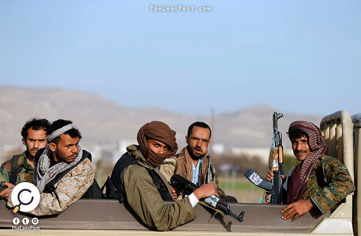 بعد عامين من الاعتقال.. الحوثيون يفرجون عن اثنين من الصحفيين