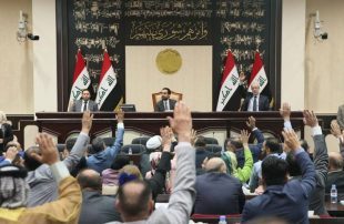 العراق-البرلمان-يرفع-جلساته-بعد-تلويح-الرئيس-بالاستقالة