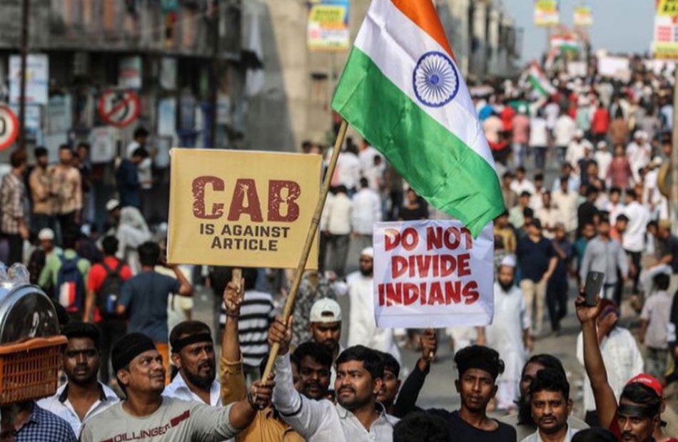 سقوط-٢١-قتيلا-بعد-تجدد-التظاهرات-والاشتباكات-في-الهند