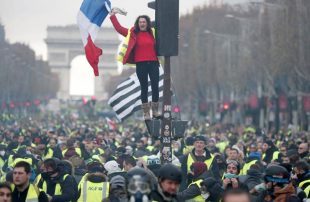 تجدد-المظاهرات-في-فرنسا-ضد-أنظمة-التقاعد