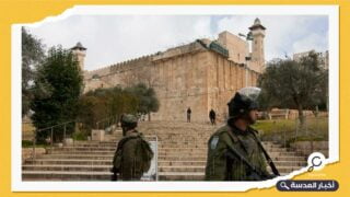 حماس تدعو للتصدي لزيارة رئيس الكيان الصهيوني للمسجد الإبراهيمي