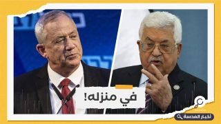 محمود عباس يلتقي وزير الحرب الإسرائيلي