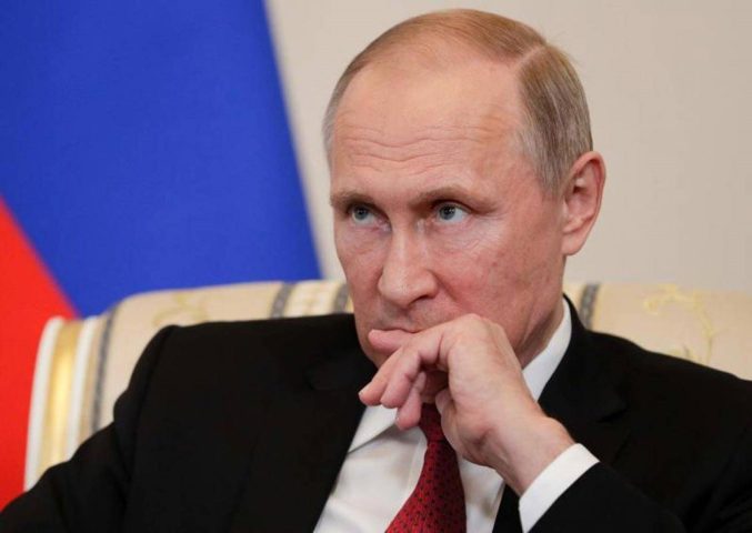 "بوتين مجرم حرب".. مدعية سابقة بالجنائية الدولية تدعو لإصدار مذكرة بحق الرئيس الروسي