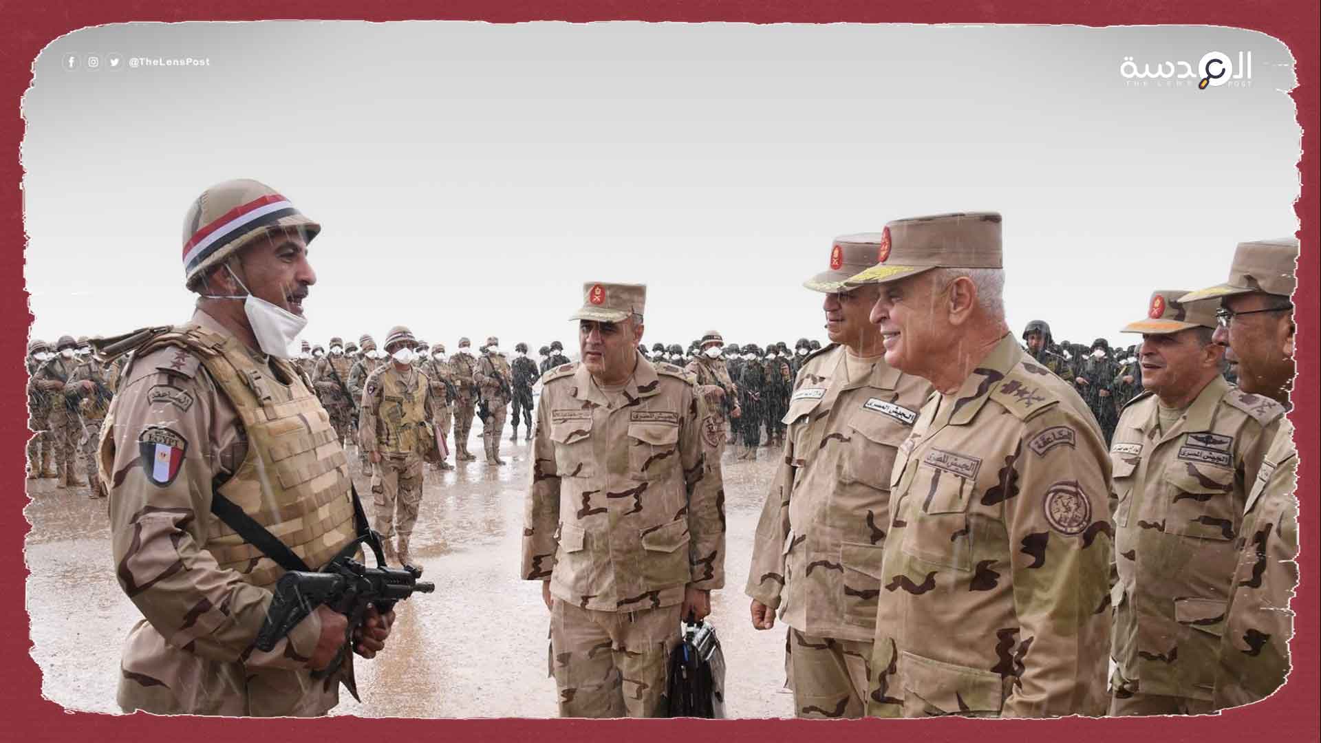 موقع بريطاني: سلطة الجيش أصبحت فوق السيسي في مصر
