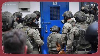 بسبب تزايد الانتهاكات.. توتر في سجون الاحتلال الإسرائيلي