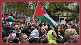 متطرفون يعتدون على مظاهرة نسائية مؤيدة لفلسطين بباريس