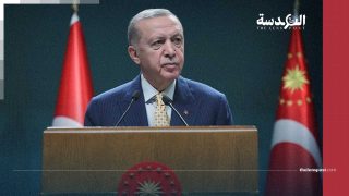أردوغان يهاجم نتنياهو ويشبّهه بهتلر وبول بوت