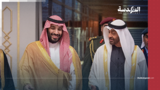 “فايننشال تايمز”: هجمات الحوثي تجبر الرياض وأبوظبي على التنسيق الميداني وترميم العلاقات المأزومة